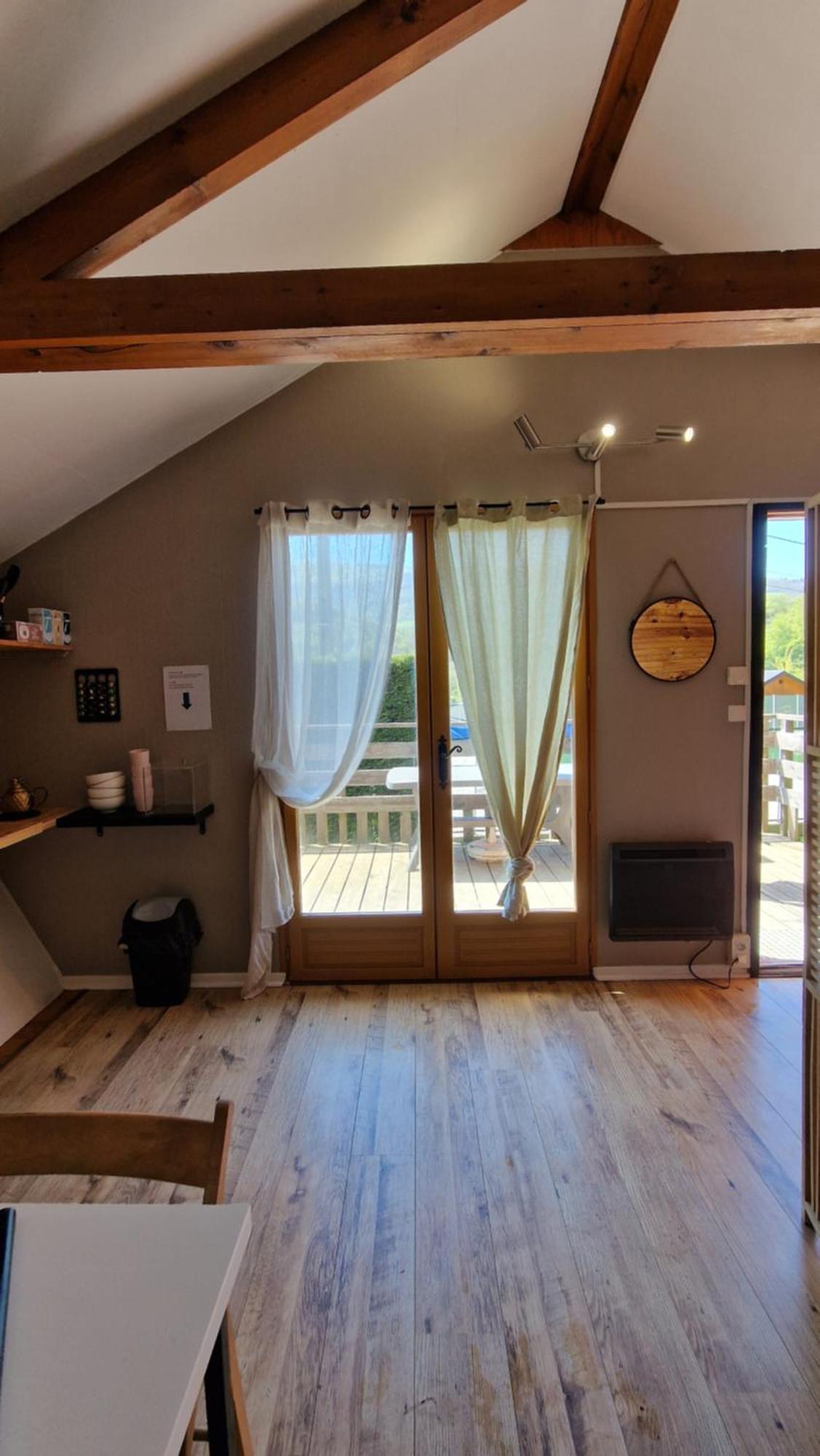 Chalet Bord De Lac Avec Piscine N2E Laffrey 外观 照片